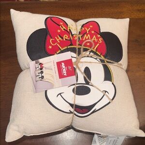 Disney's Mickey & Minnie Mouse 2 Piece Christmas
Pillows St. Nicholas Square